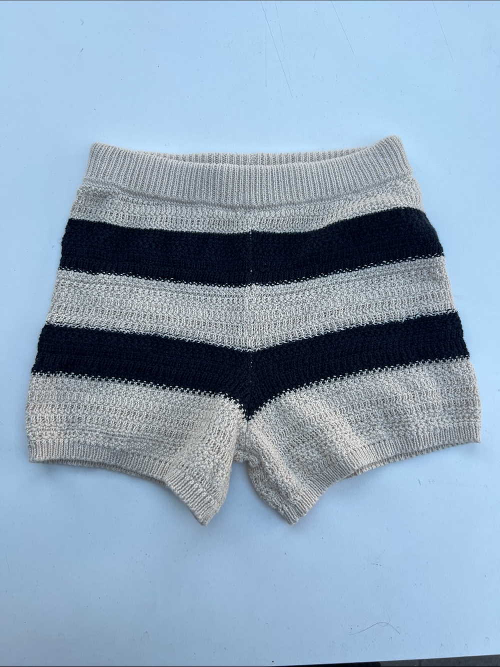 Jessica Simpson Striped Knit Sweater & Shorts Set - Navy and Cream size 6 - Picture 3 of 3
